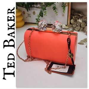 NWT TED BAKER CRYSTAL FRAME HARDCASE CLAM SHELL CLUTCH